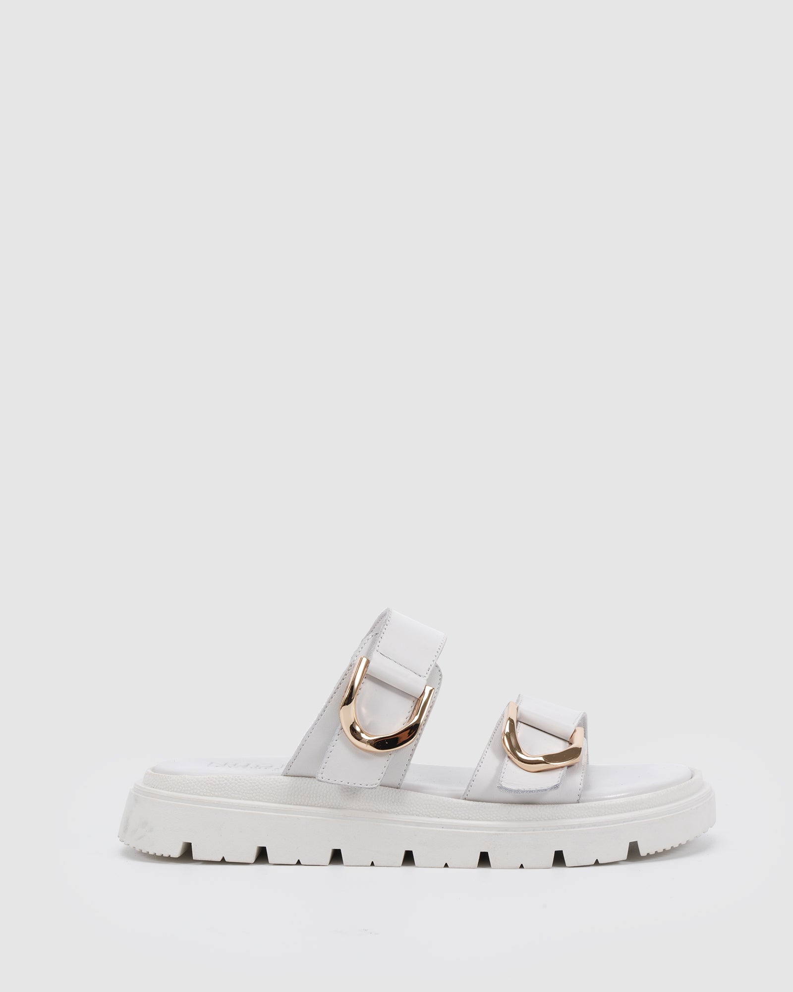 Nude Frida White