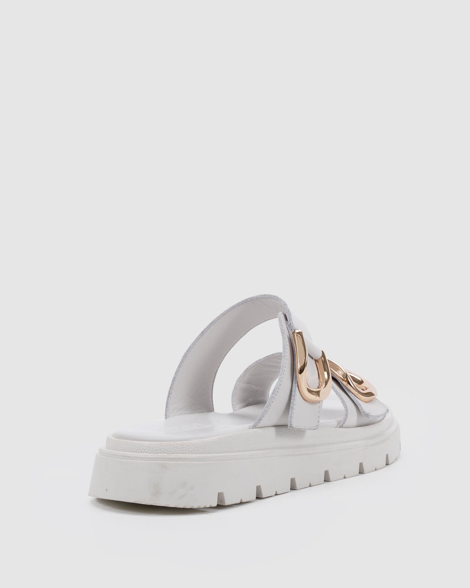 Nude Frida White