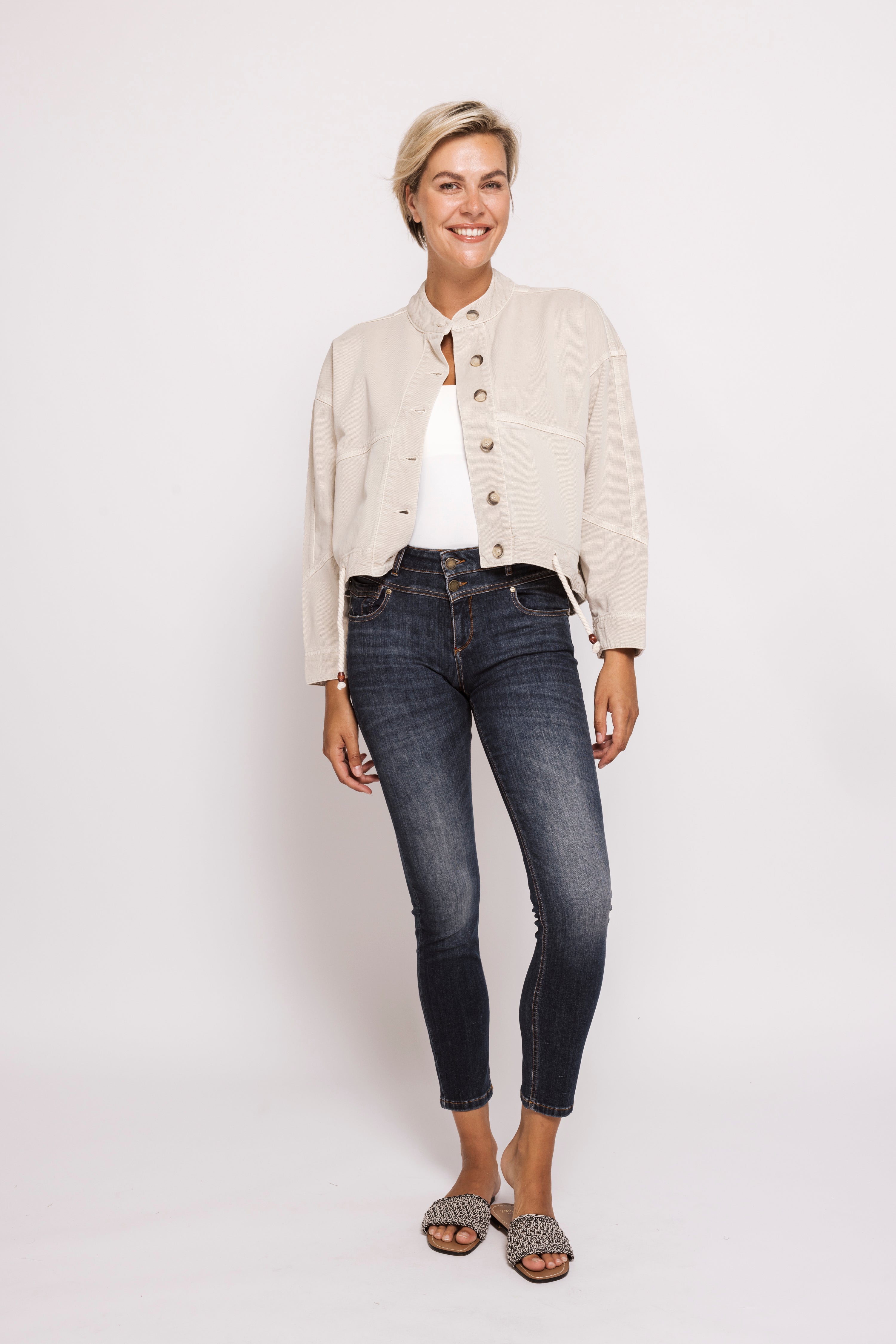 Zhrill Calista Jacket Sand