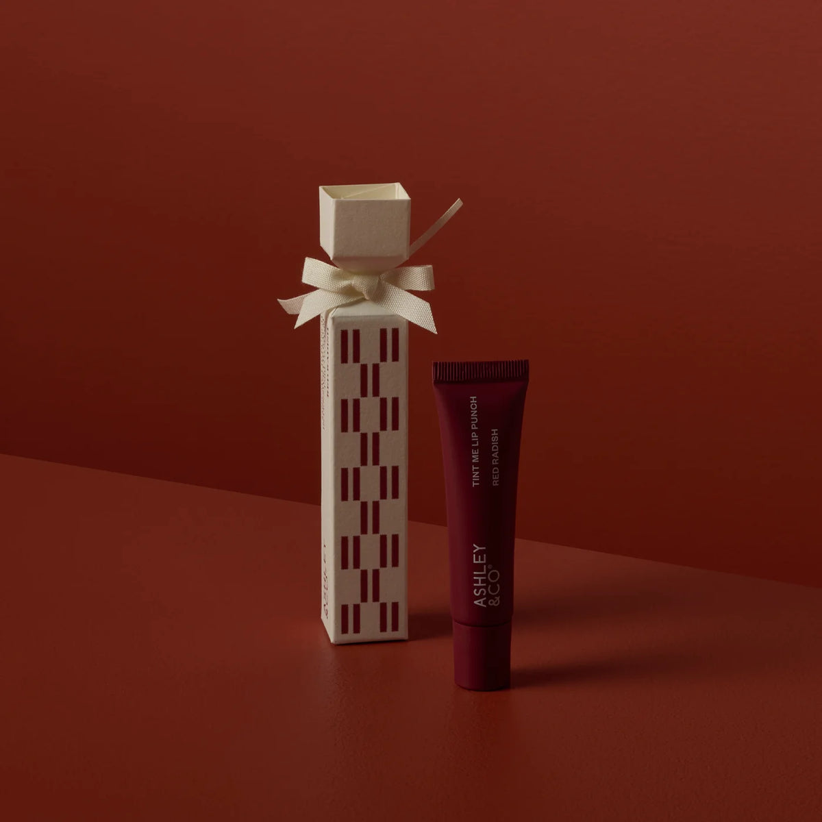 Ashley & Co Mini Cracker Tint Me Red Radish