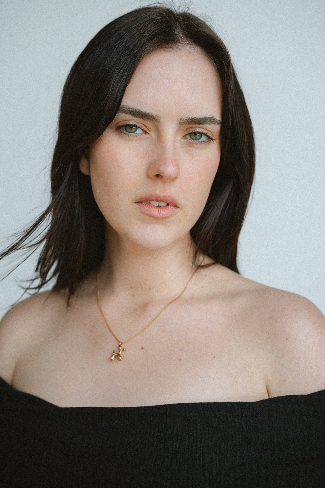 Castel & Co Balloon Dog Necklace Gold