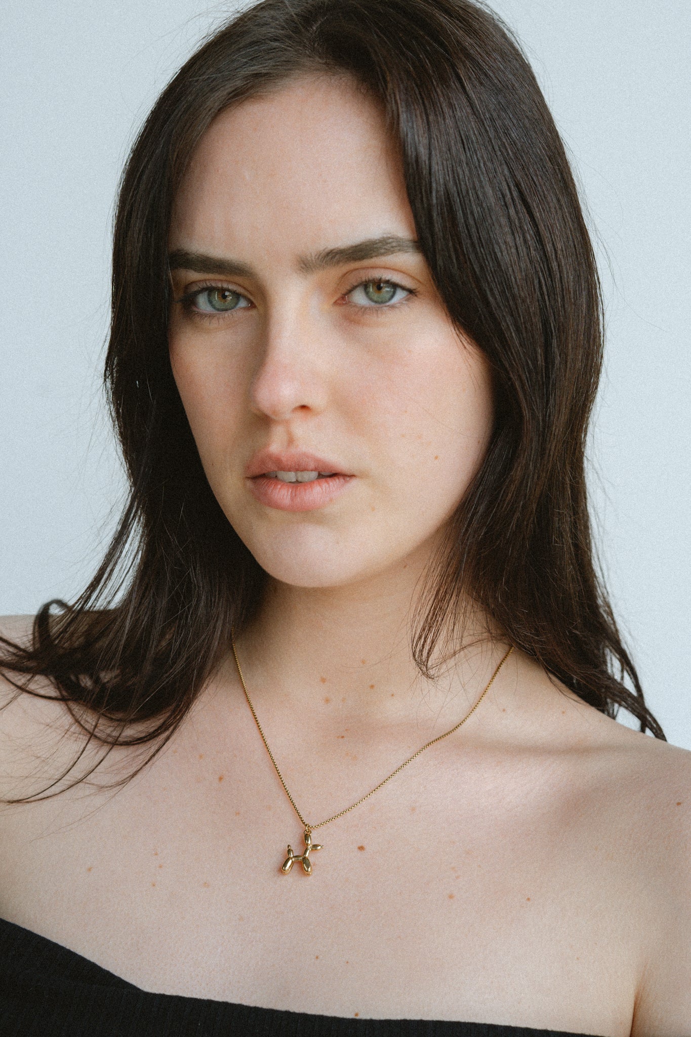 Castel & Co Balloon Dog Necklace Gold