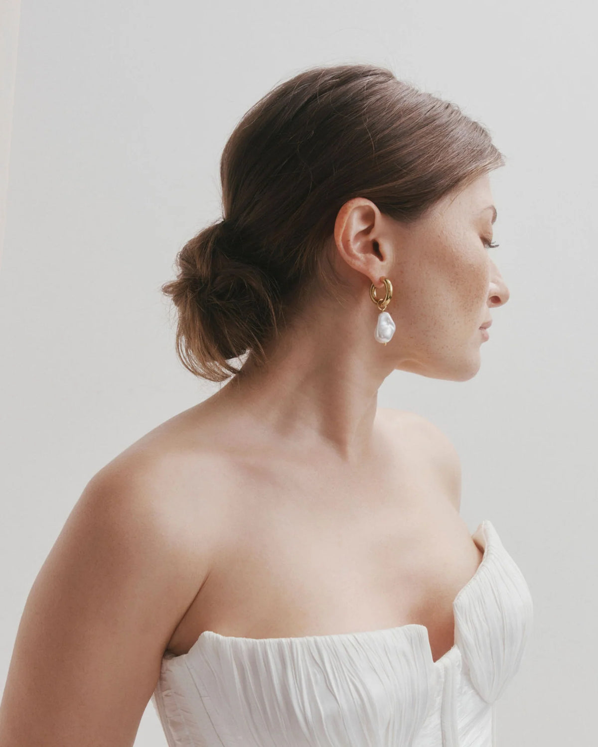 Castel & Co Pearl Earrings Gold