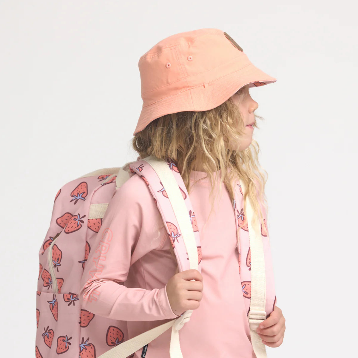Crywolf Reversible Bucket Strawberry Splash