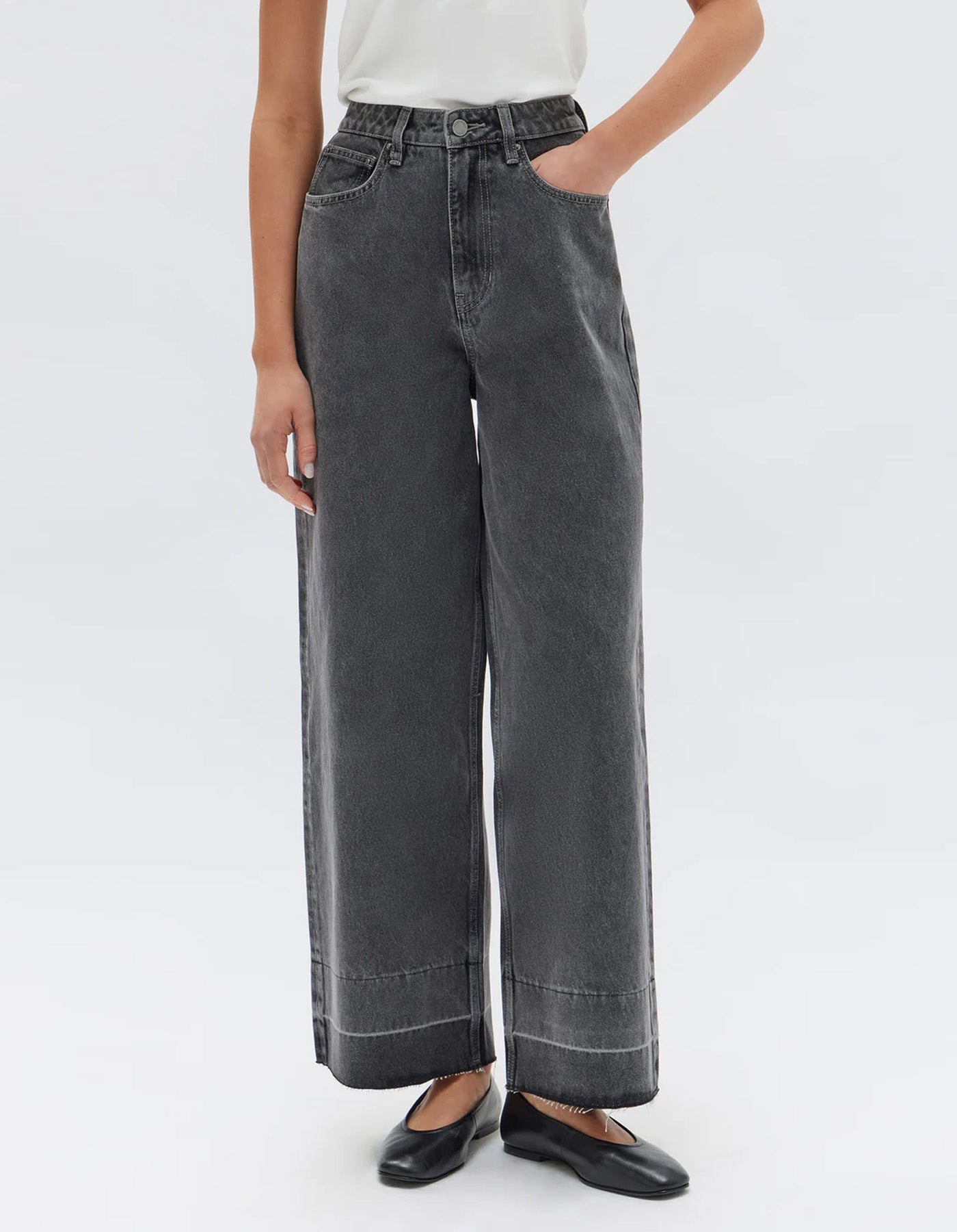 Assembly Label Distressed Hem Wide Leg Jean Charcoal