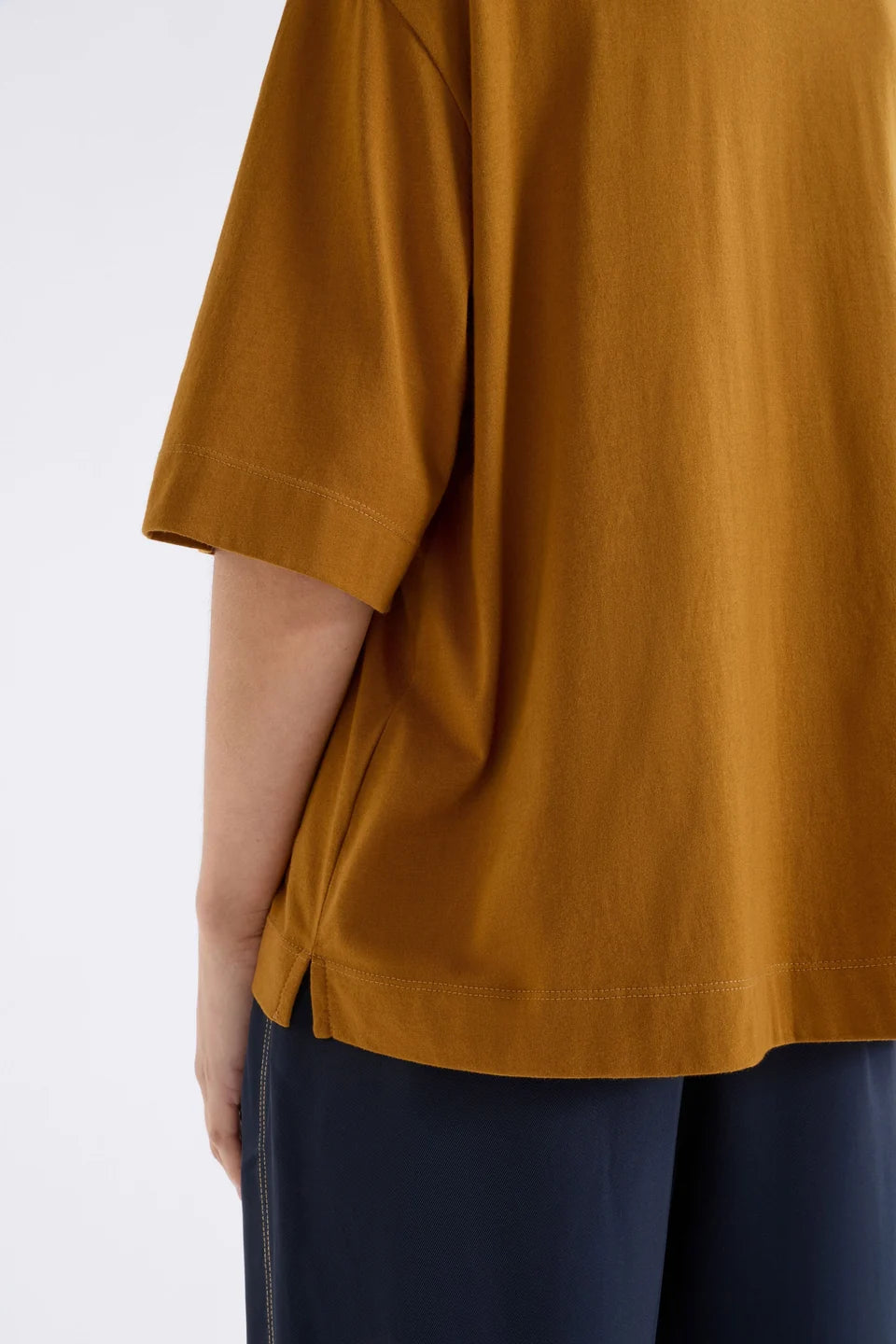 Elk Tiel T-Shirt Gold
