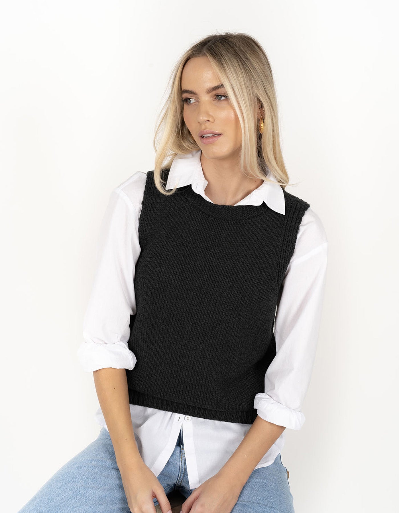 Humidity Gale Vest Midnight