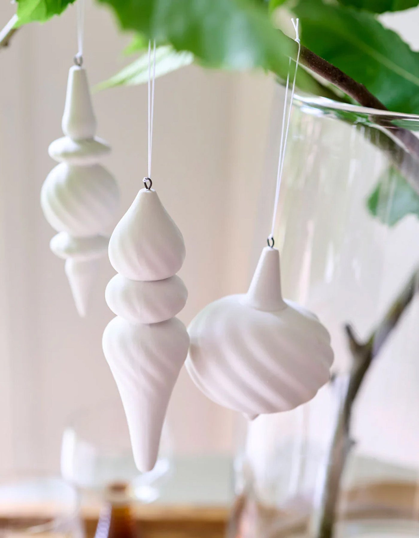 Robert Gordon Hanging Bauble Ornaments Set Of 3 White