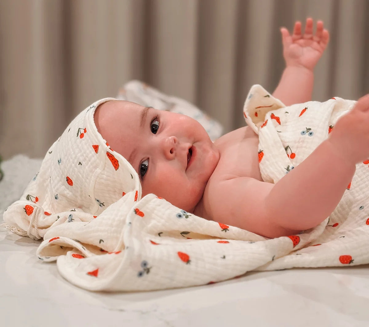 Over the Dandelion Hooded Towel Organic Muslin Sweet Pickings