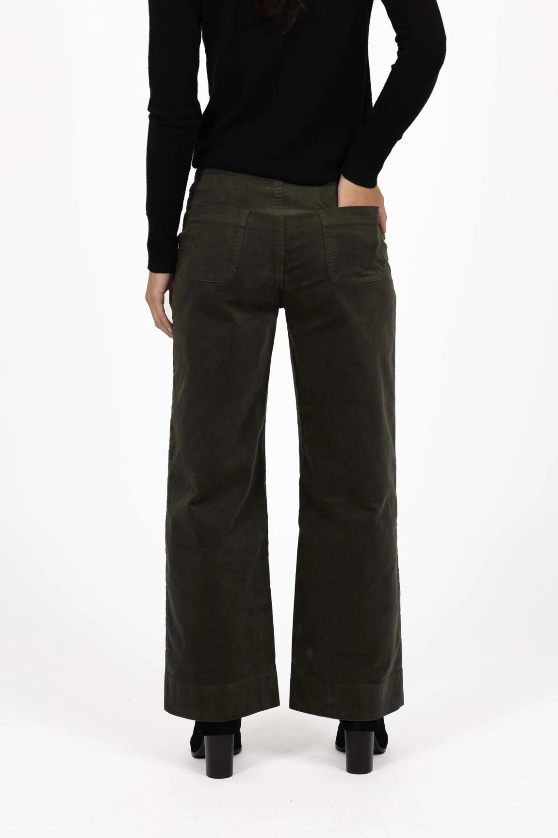 Humidity Fleetwood Cord Khaki