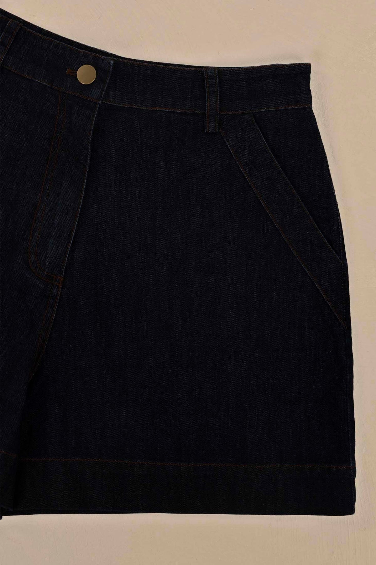 Humidity Ivy Denim Short Dark Blue