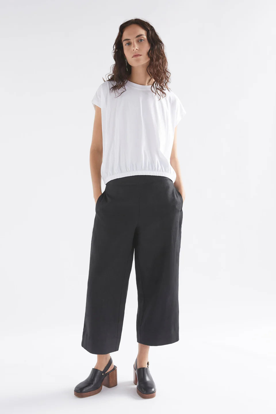 ELK Kruis Tee White