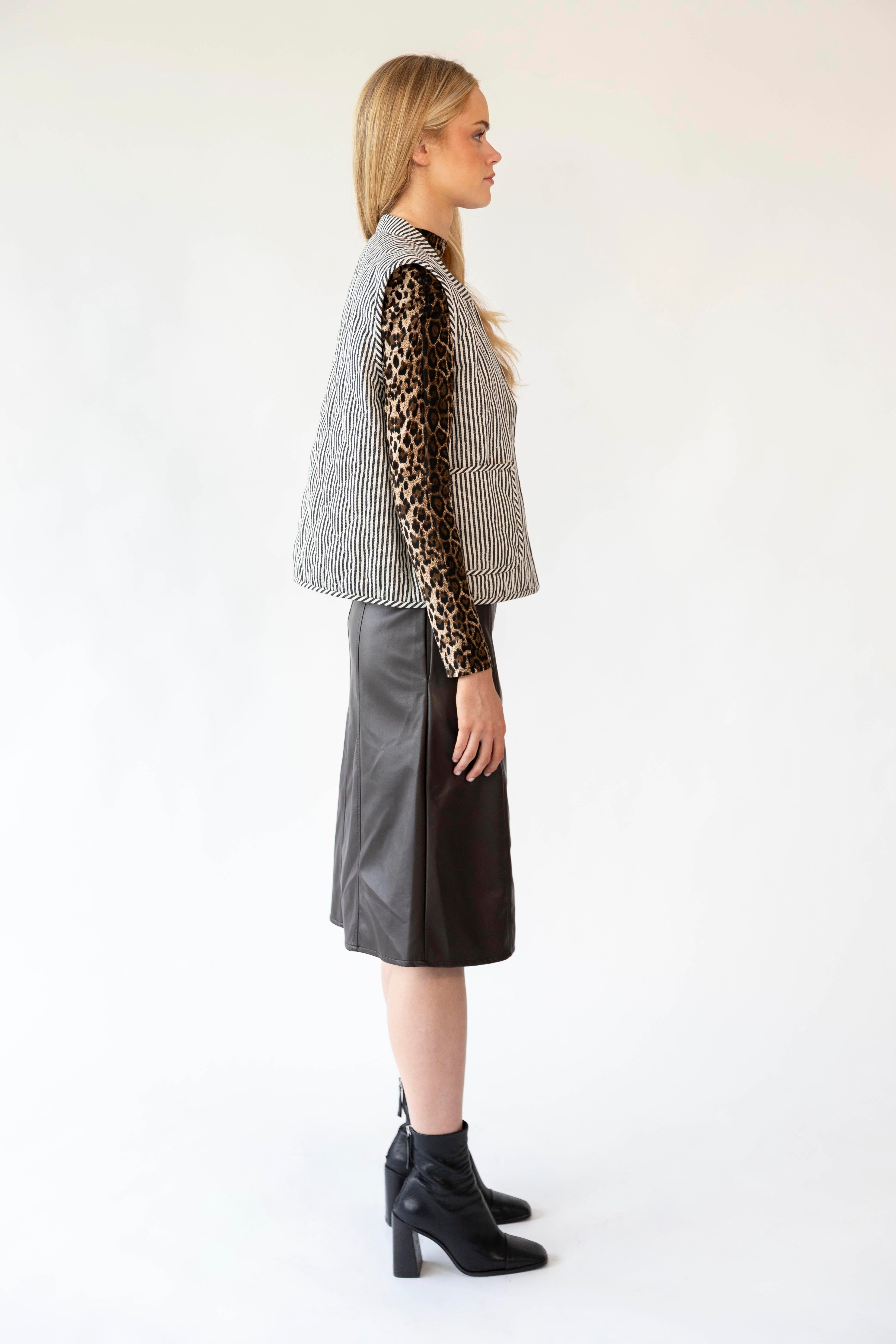 Lollys Laundry Cairo Quilted Vest Stripe Black