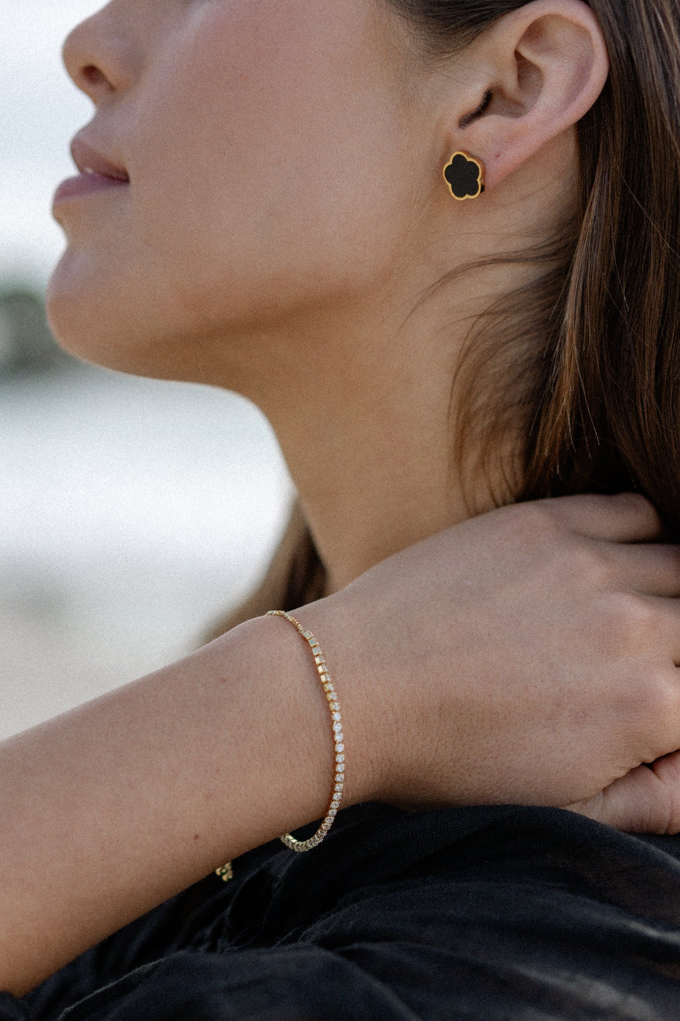 Castel & Co Poppy Studs Black