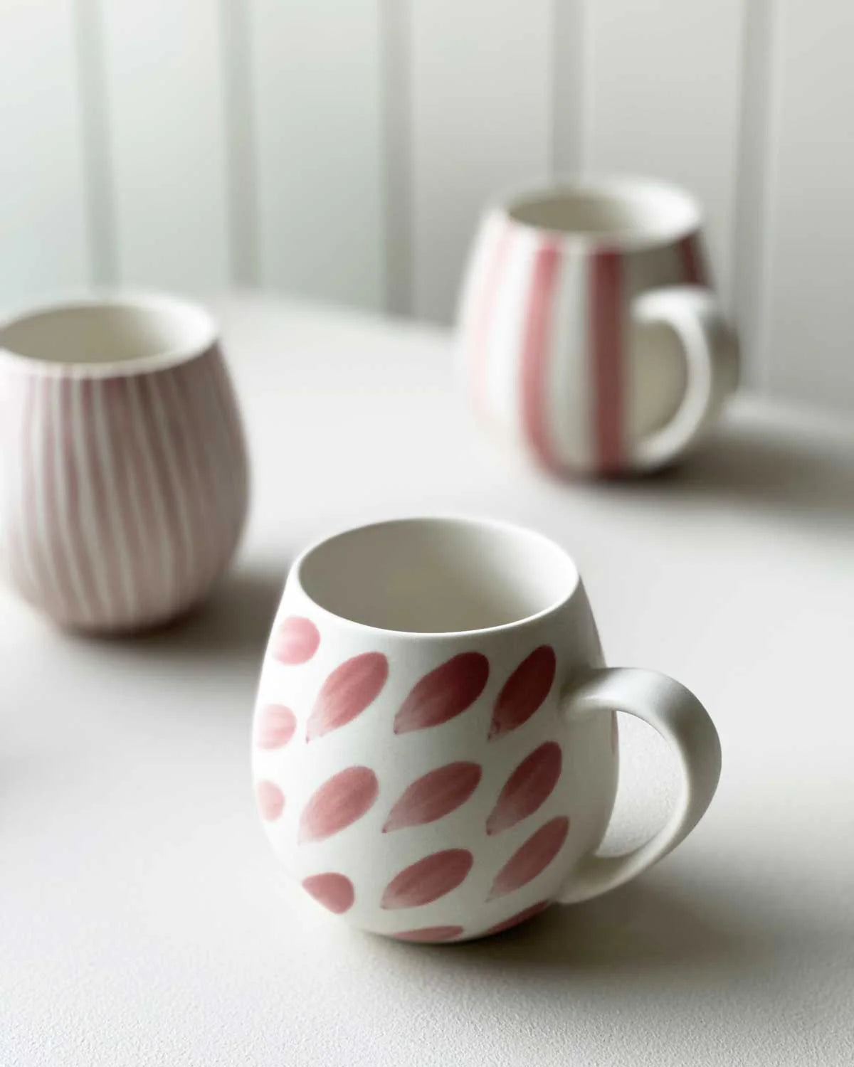 Robert Gordon Hug Me Mugs / Rose Brush