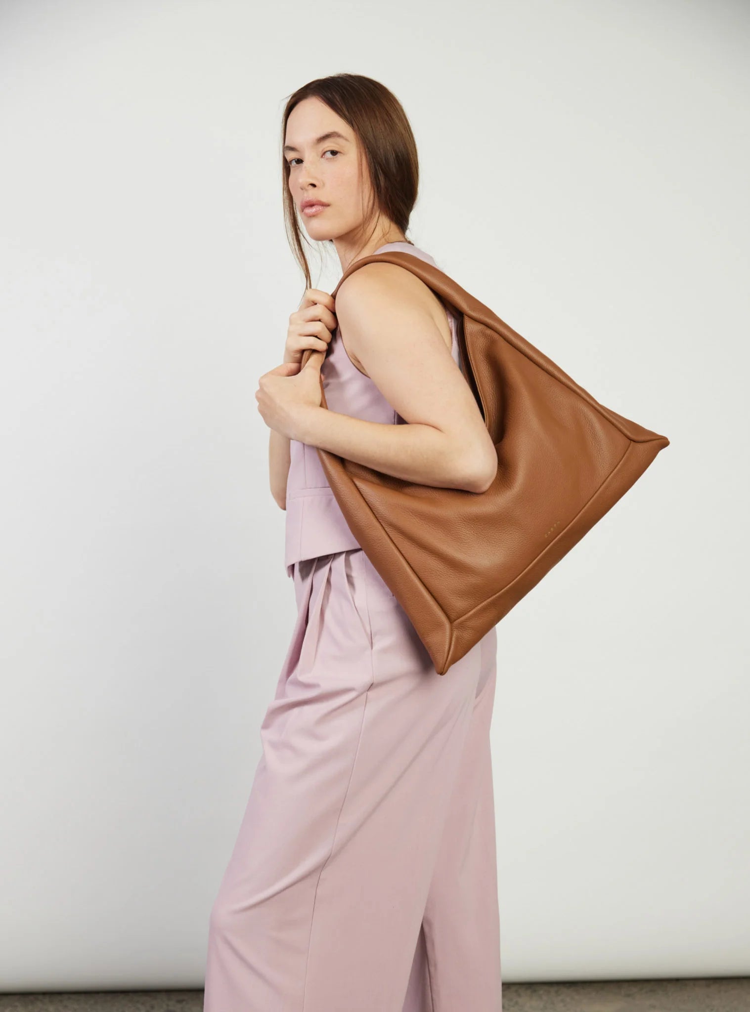 Saben Haze Shoulder Bag Tan Luxe