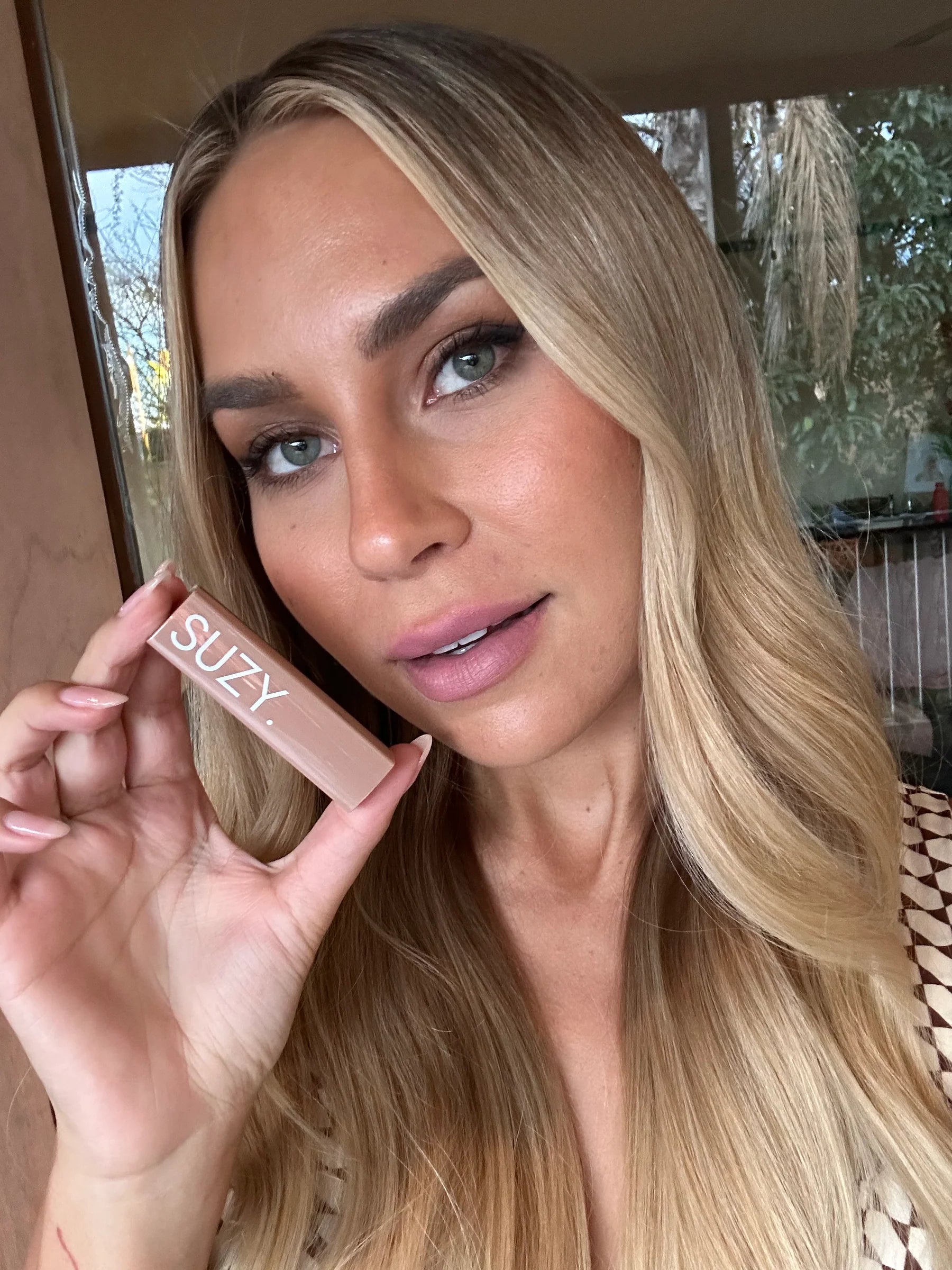 Suzy Lipstick Cashmere (Matte)