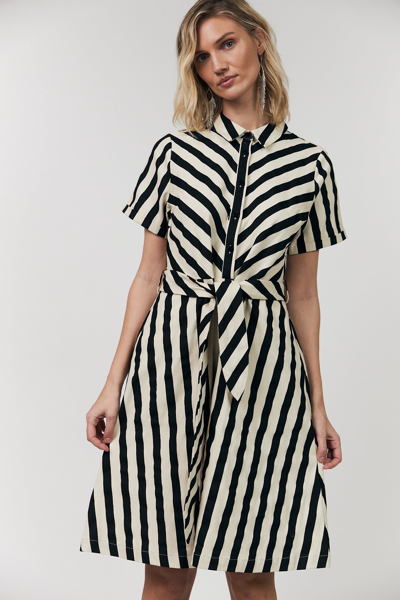 Lollys Laundry Tulle Midi dress SS Black Stripe