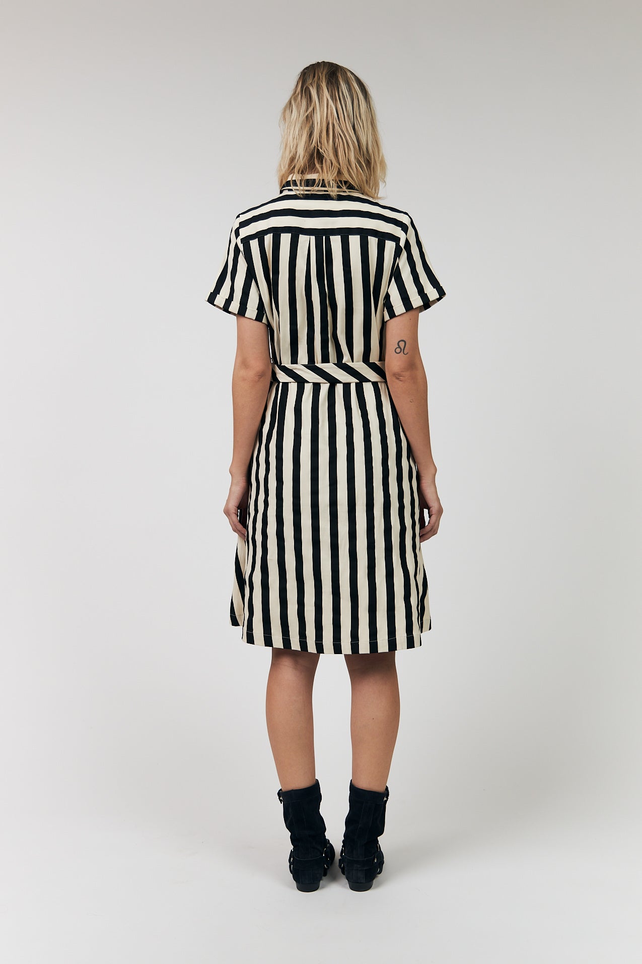 Lollys Laundry Tulle Midi dress SS Black Stripe