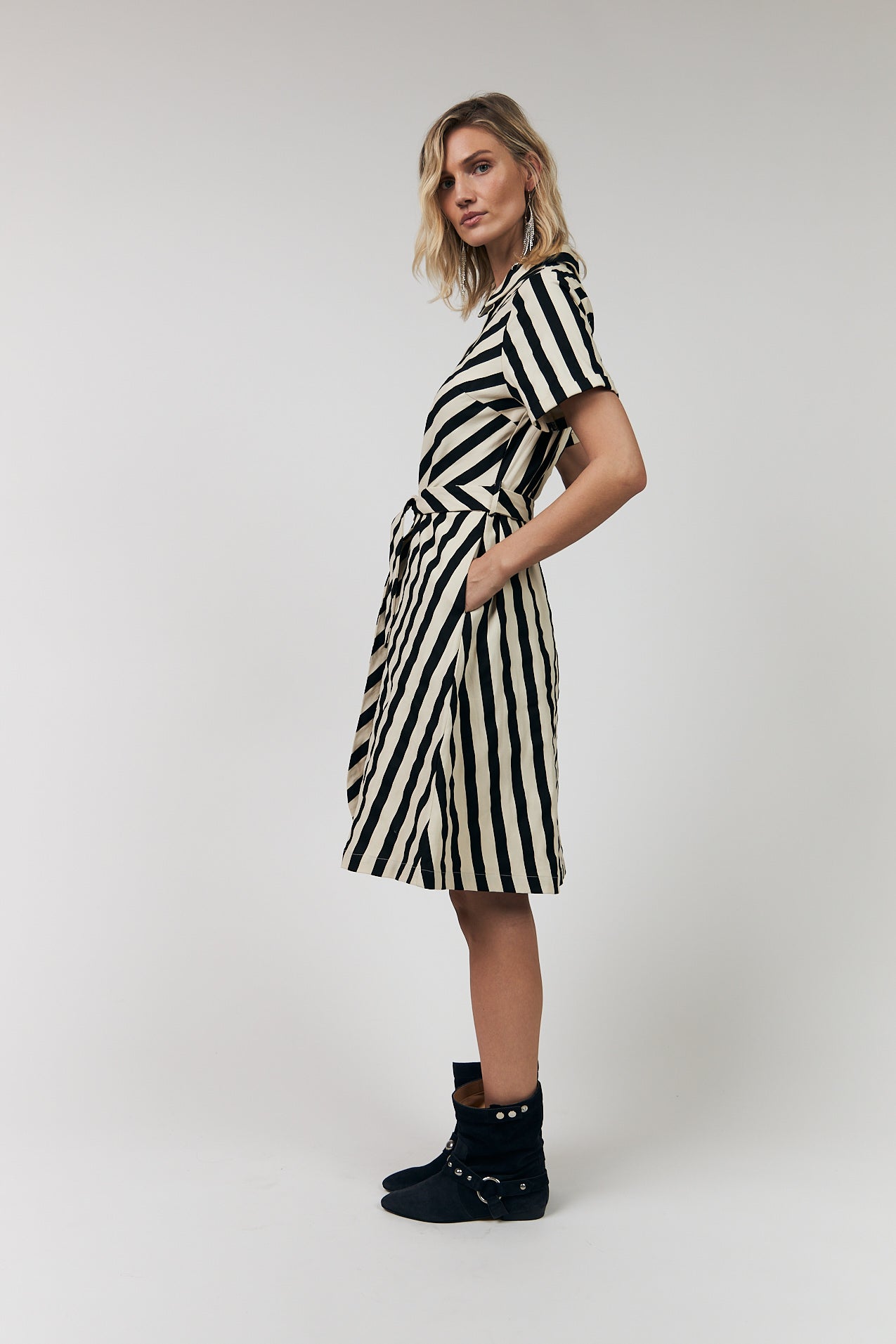 Lollys Laundry Tulle Midi dress SS Black Stripe