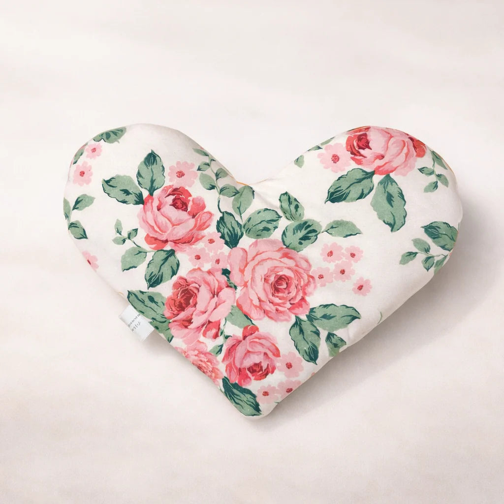 Amanda Alexander Roses are Red Gift Set