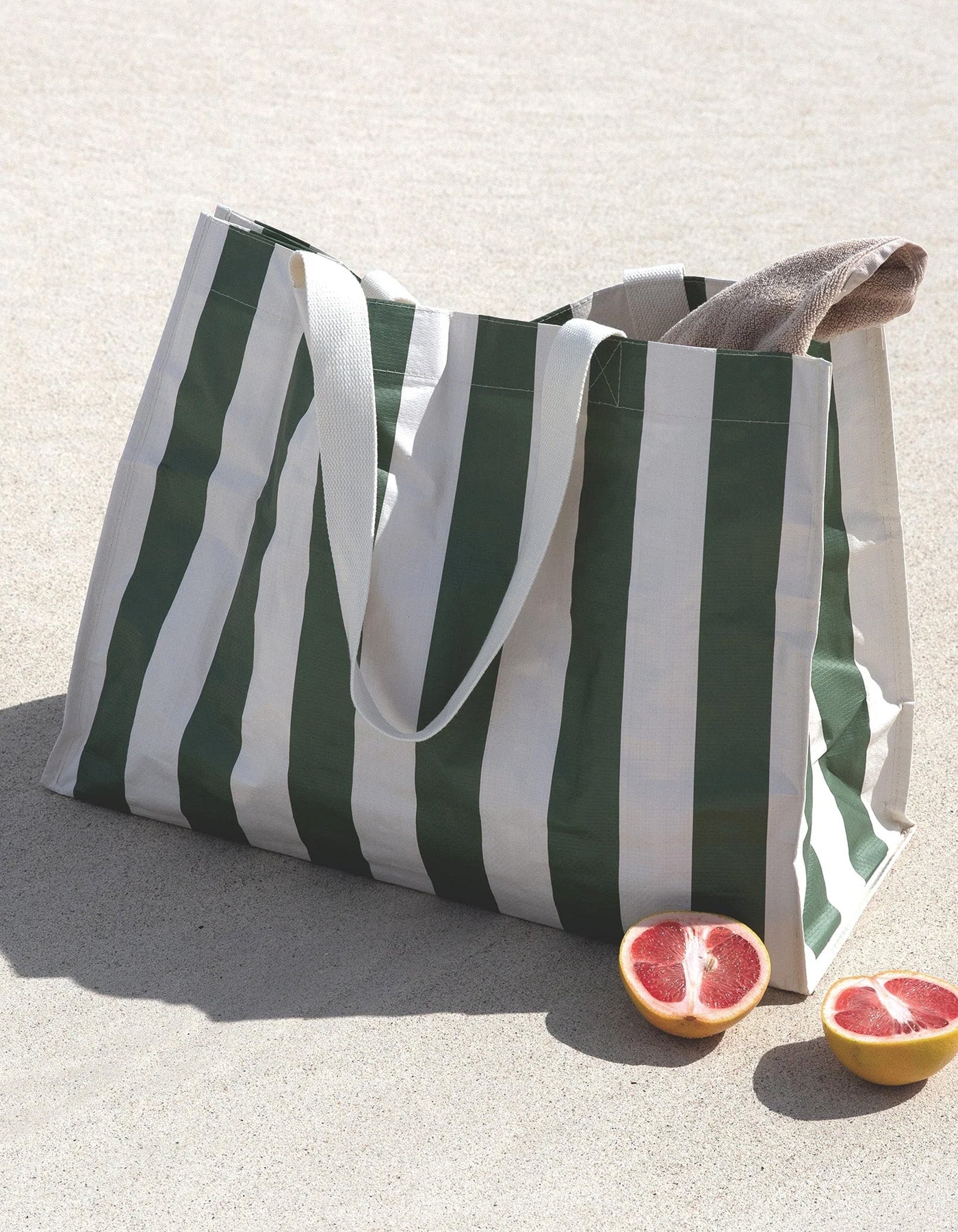 Sunnylife Carryall Beach Bag The Vacay Olive Stripe