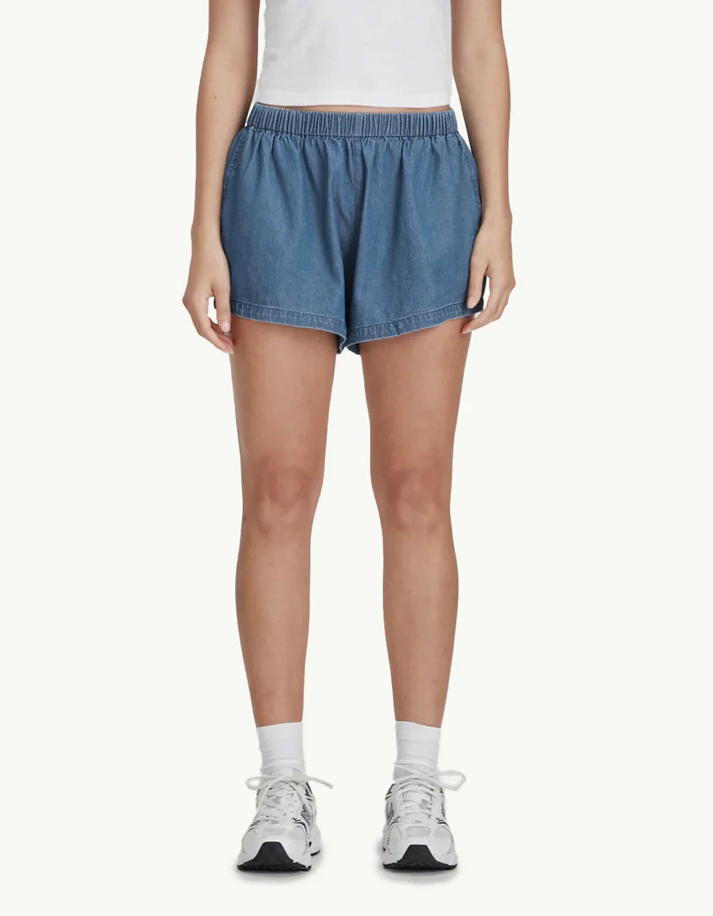 Commoners Women's Boyfriend Short Chambray