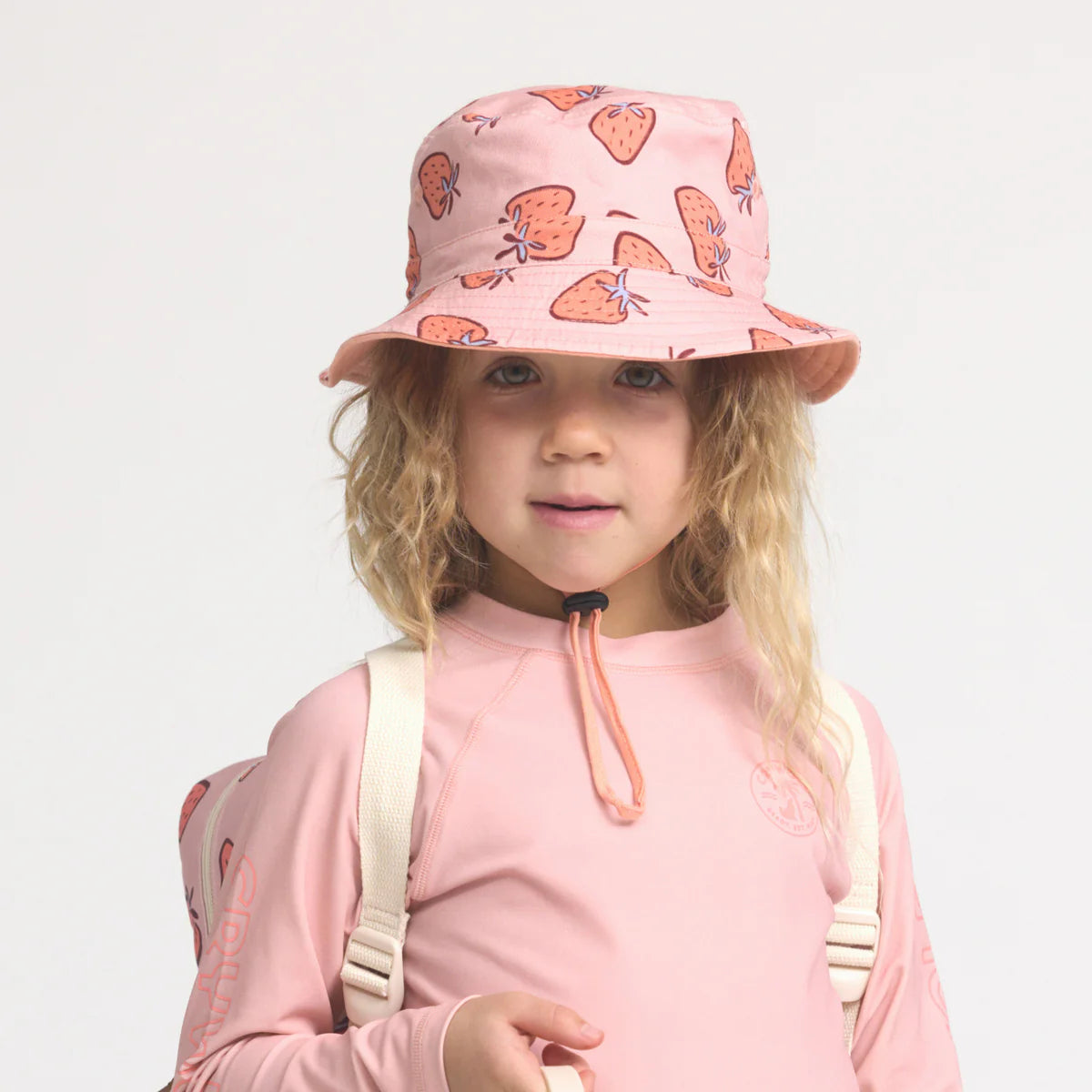 Crywolf Reversible Bucket Strawberry Splash