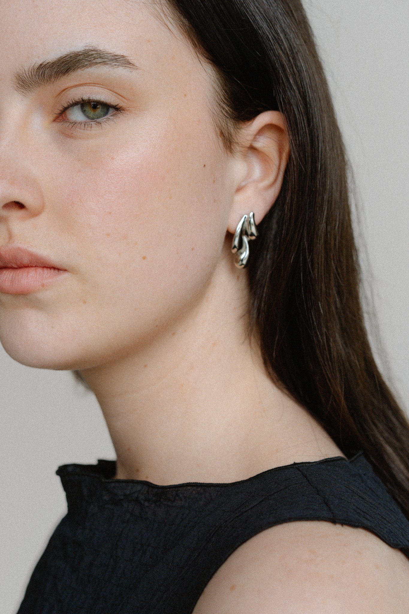 Castel & Co Droplet Earrings Silver