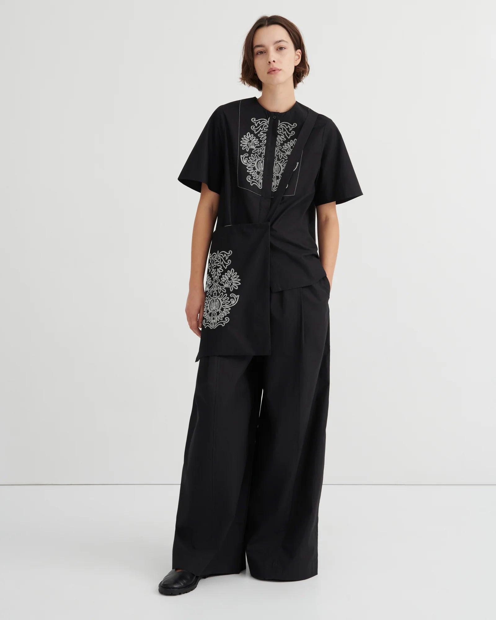 Kowtow Percussion Top Black