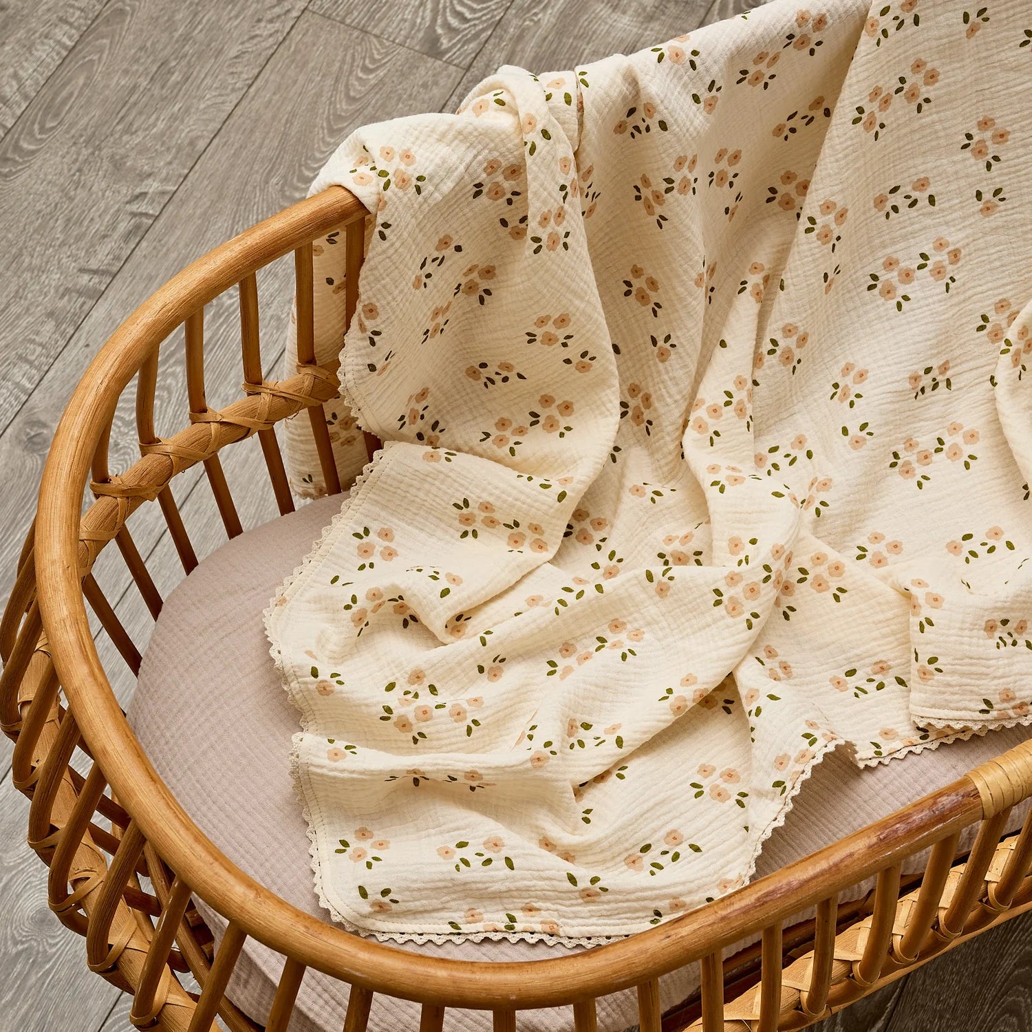 Over The Dandelions Organic Swaddle With Lace Daisy