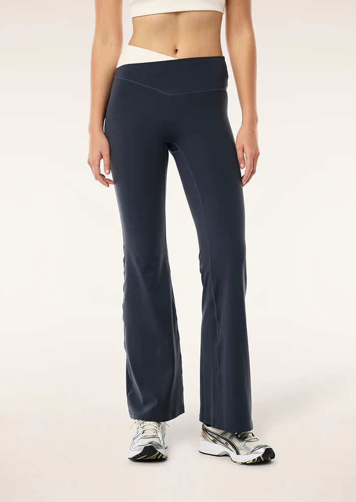 P.E Nation Wander Flare Legging In Marine Blue