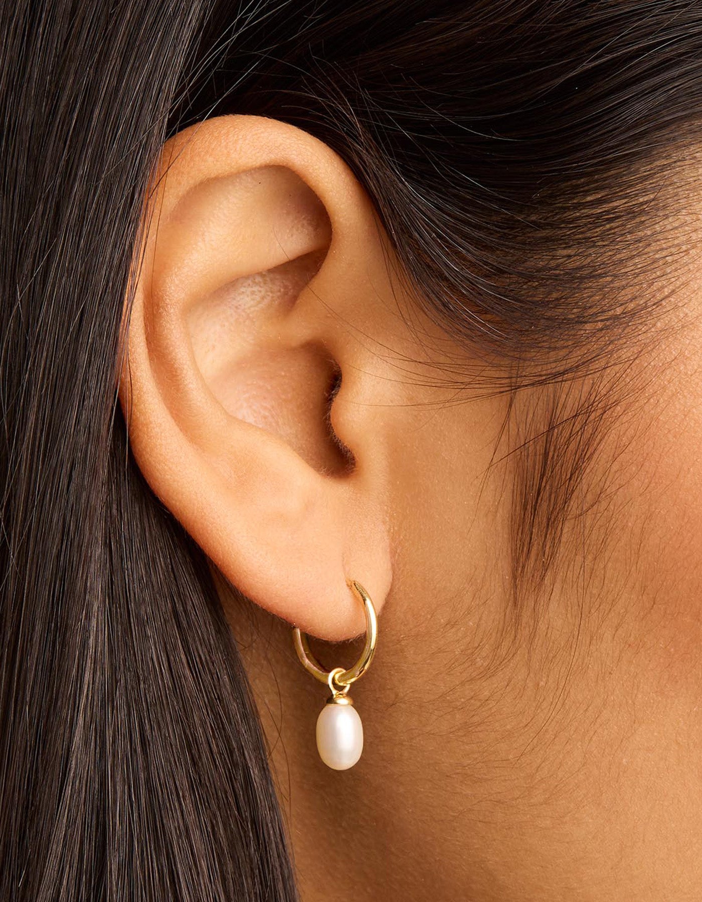 By Charlotte Live In Peace Pearl Hoop Earrings - 18k Gold Vermeil
