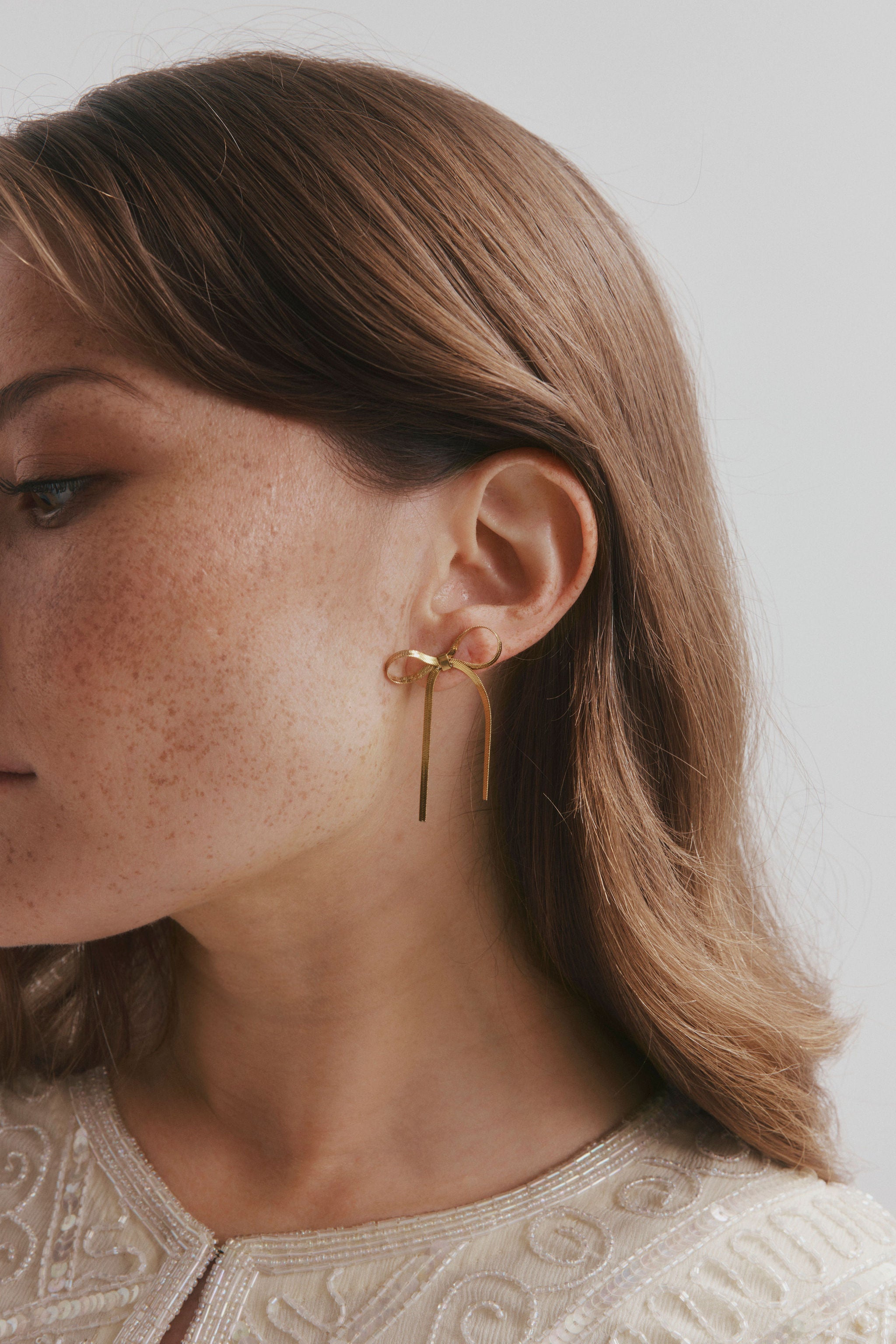 Castel & Co Ribbon Earrings Gold