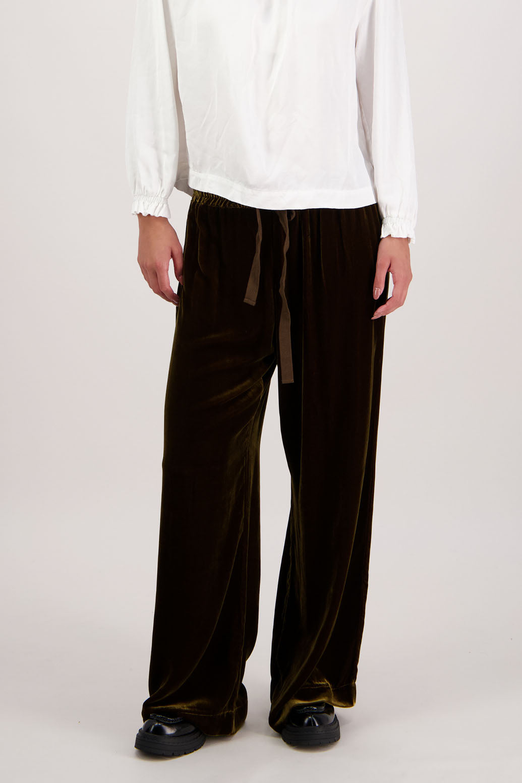 Briarwood Reggie Tan