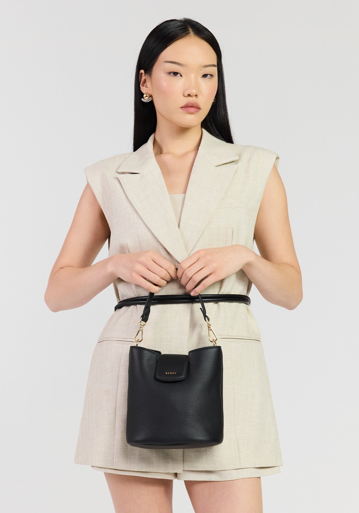 Saben Leo Crossbody Black Luxe