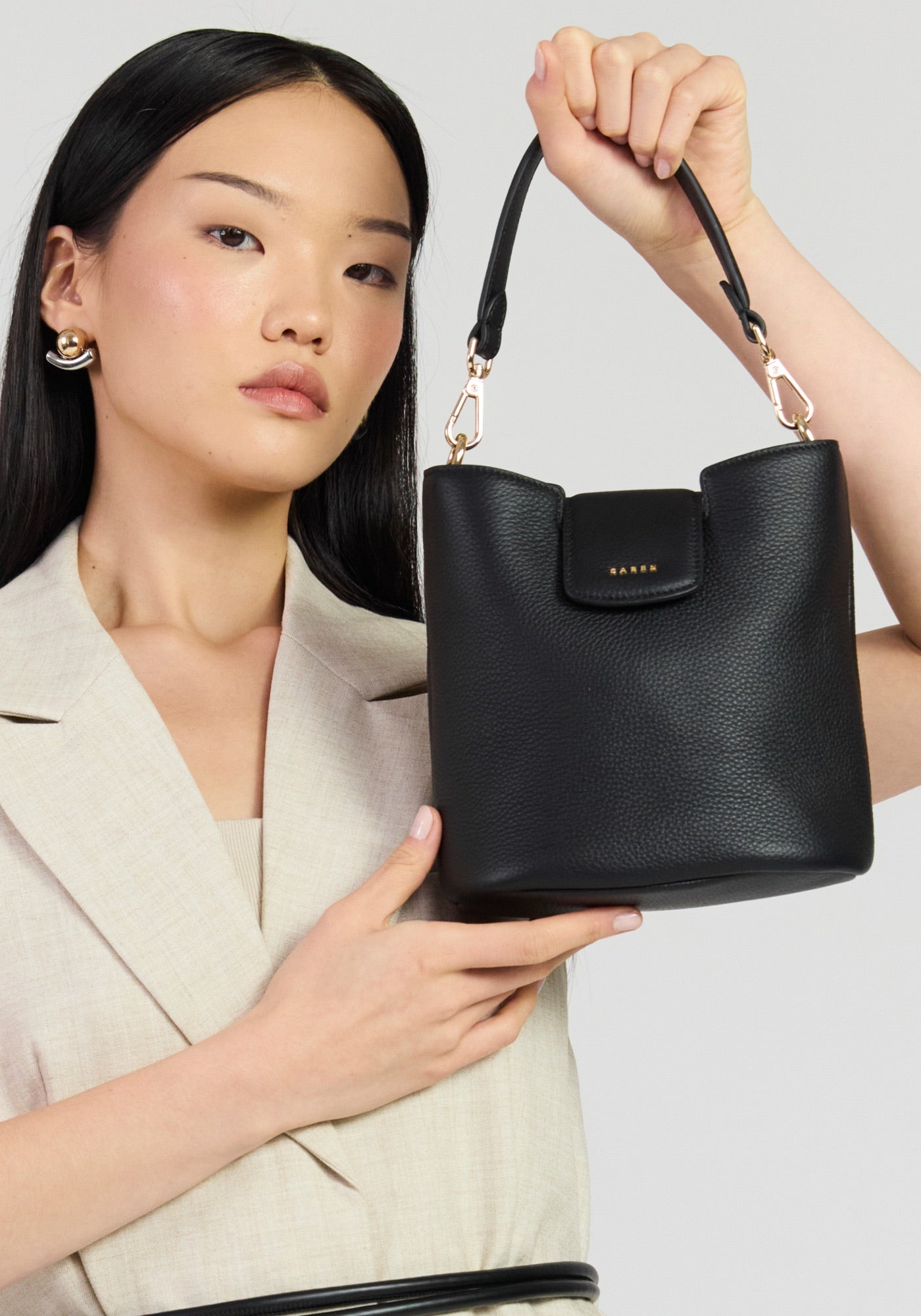 Saben Leo Crossbody Black Luxe