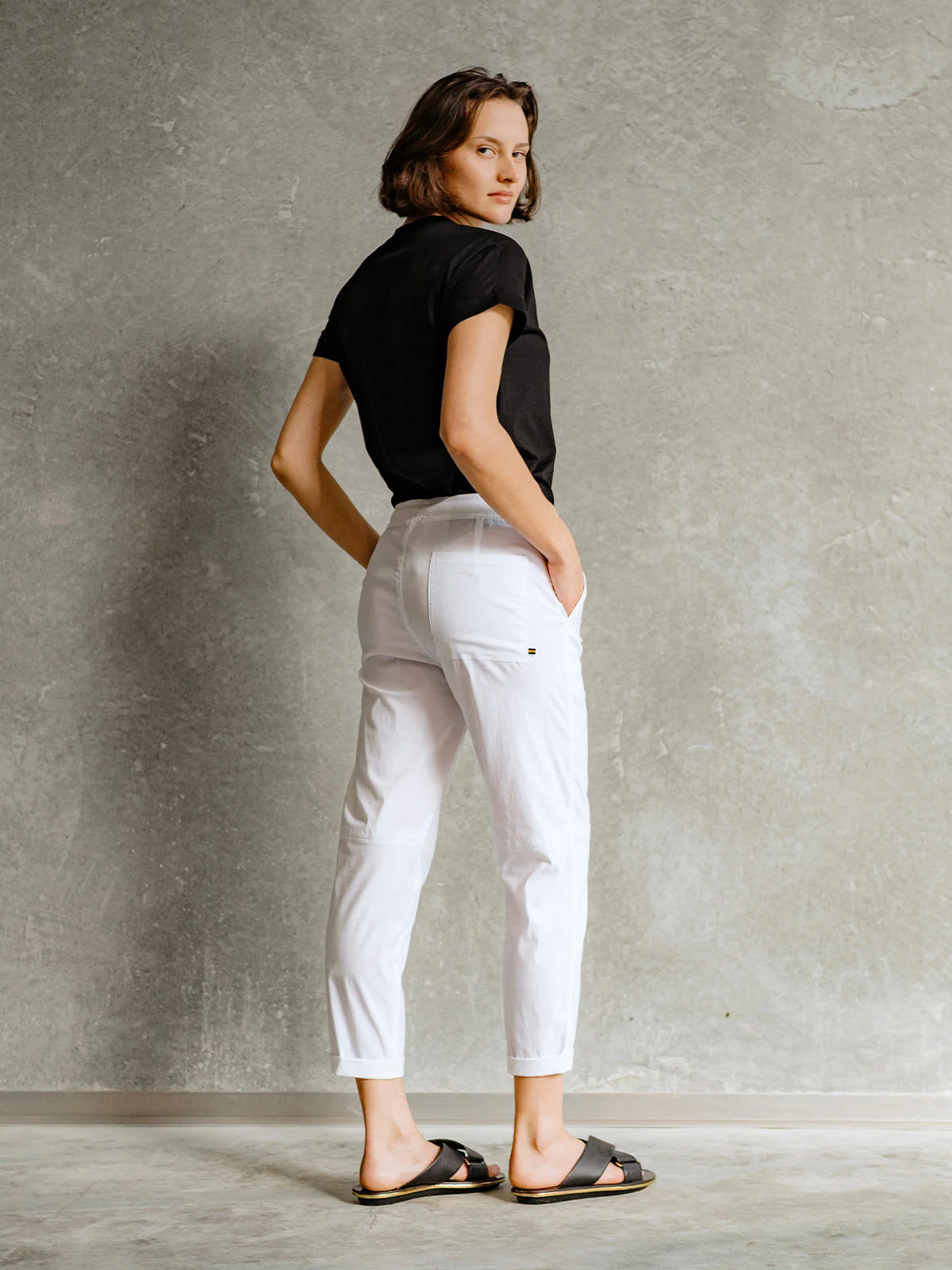 Sills Sidewalk Jogger White