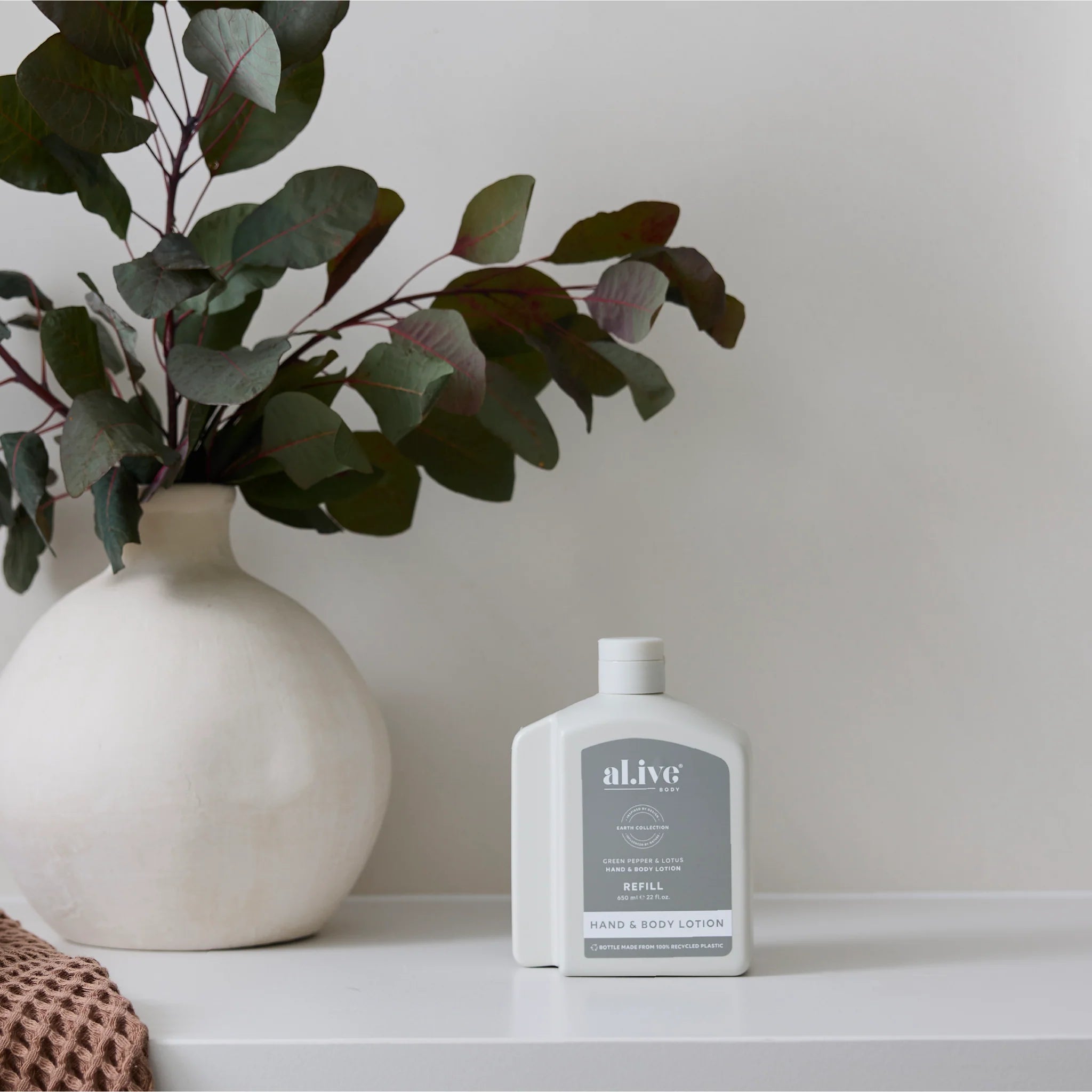 al.ive Green Pepper & Lotus 650 ml Lotion Refill