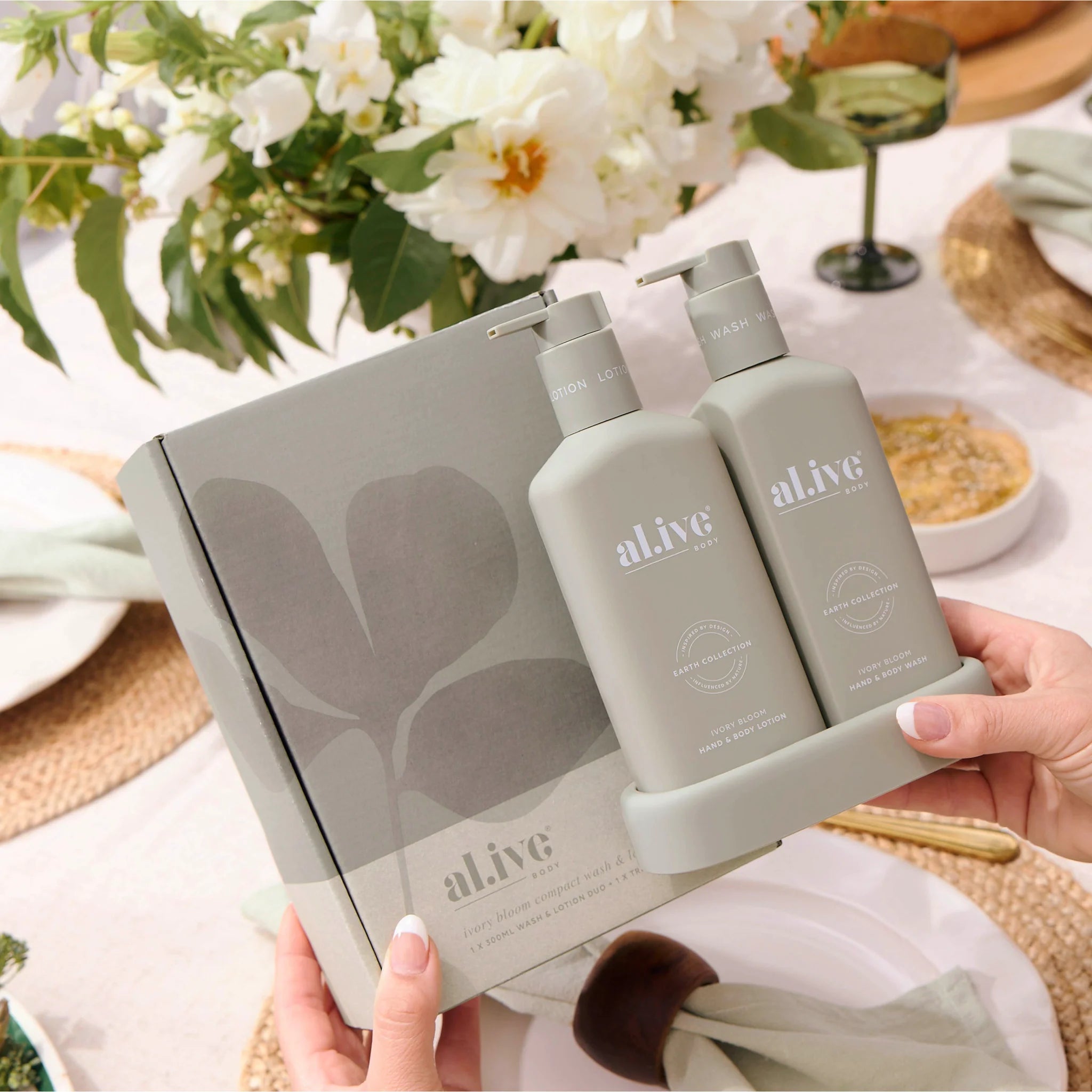 al.ive compact bathroom duo ivory bloom