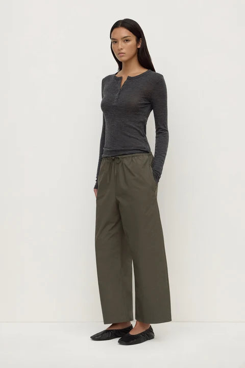 Assembly Label Amara Pant Dark Military